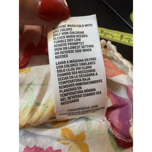 Francesca’s Ada Crochet Trim Floral Top Tie Shoulder Sleeves NWT Sz Medium - Picture 8 of 8